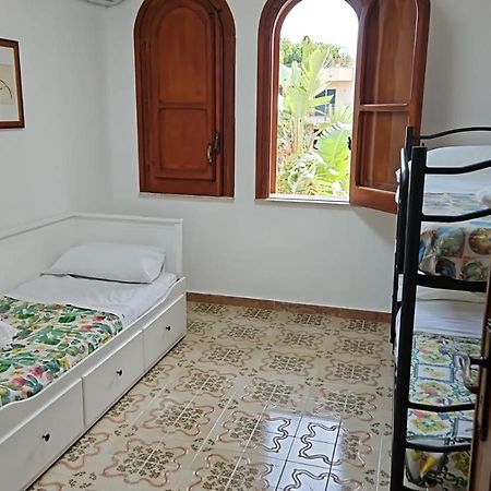 Villa Silvia Casteldaccia Exteriör bild