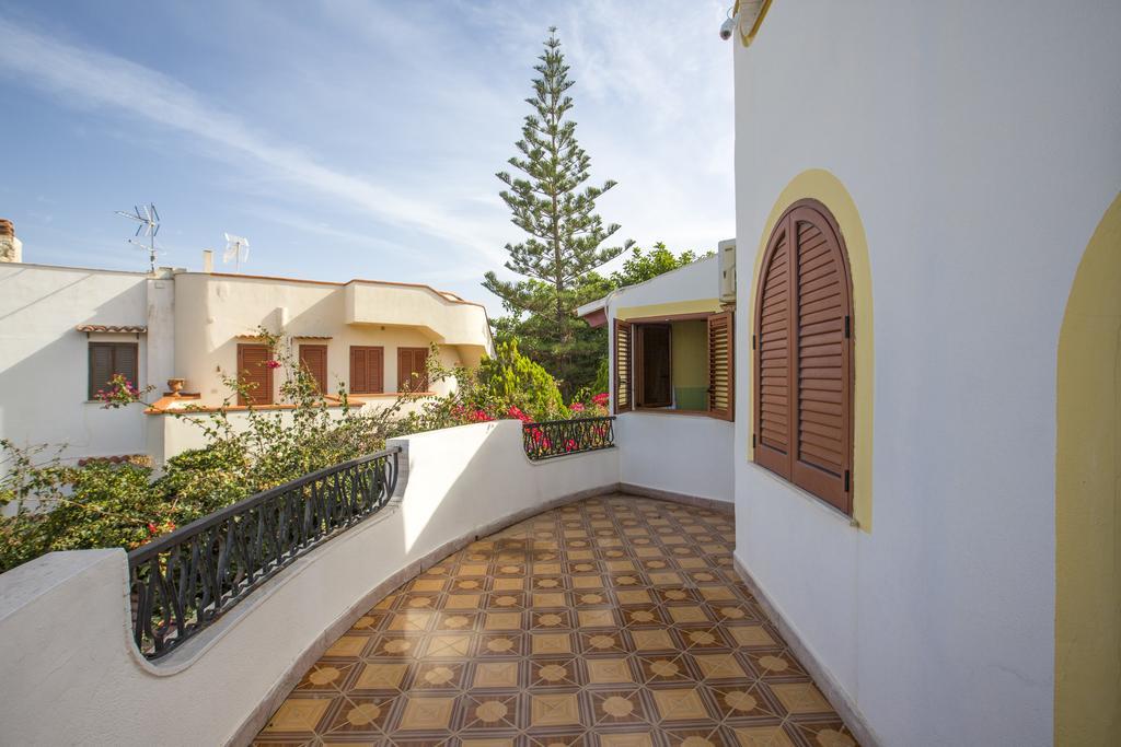 Villa Silvia Casteldaccia Exteriör bild