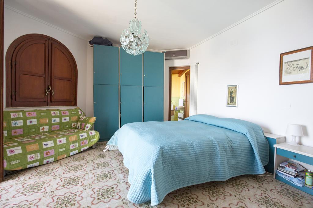 Villa Silvia Casteldaccia Exteriör bild