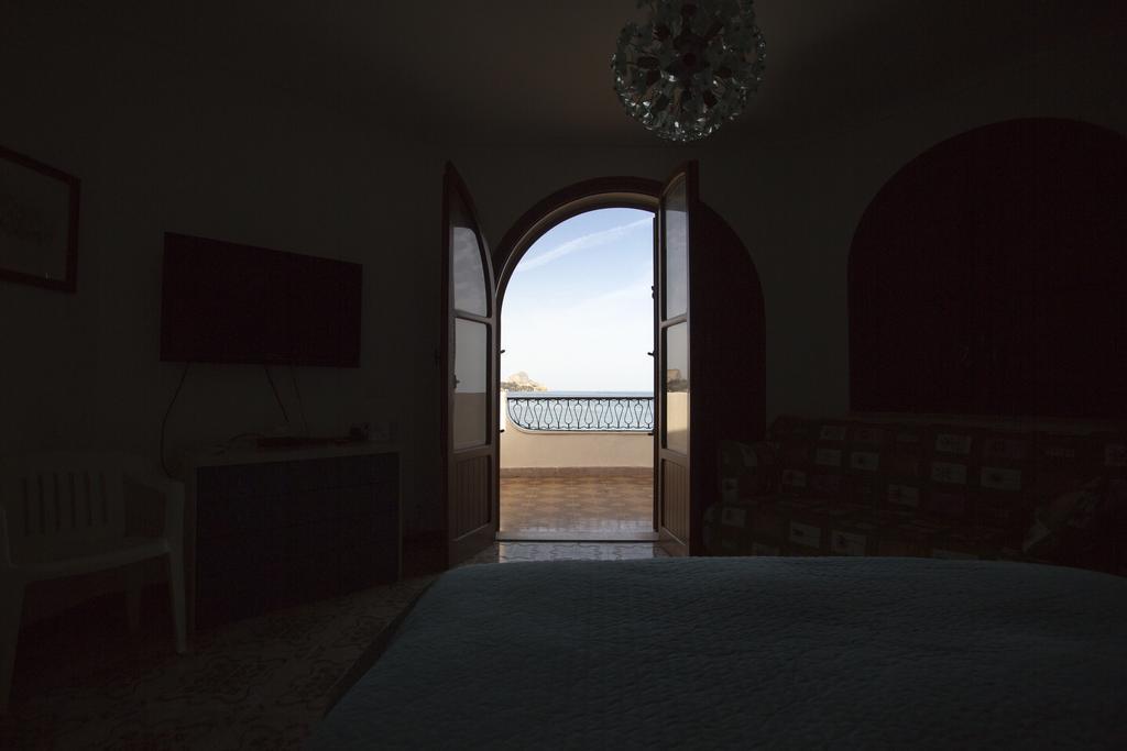 Villa Silvia Casteldaccia Exteriör bild