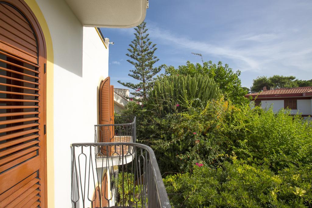 Villa Silvia Casteldaccia Exteriör bild