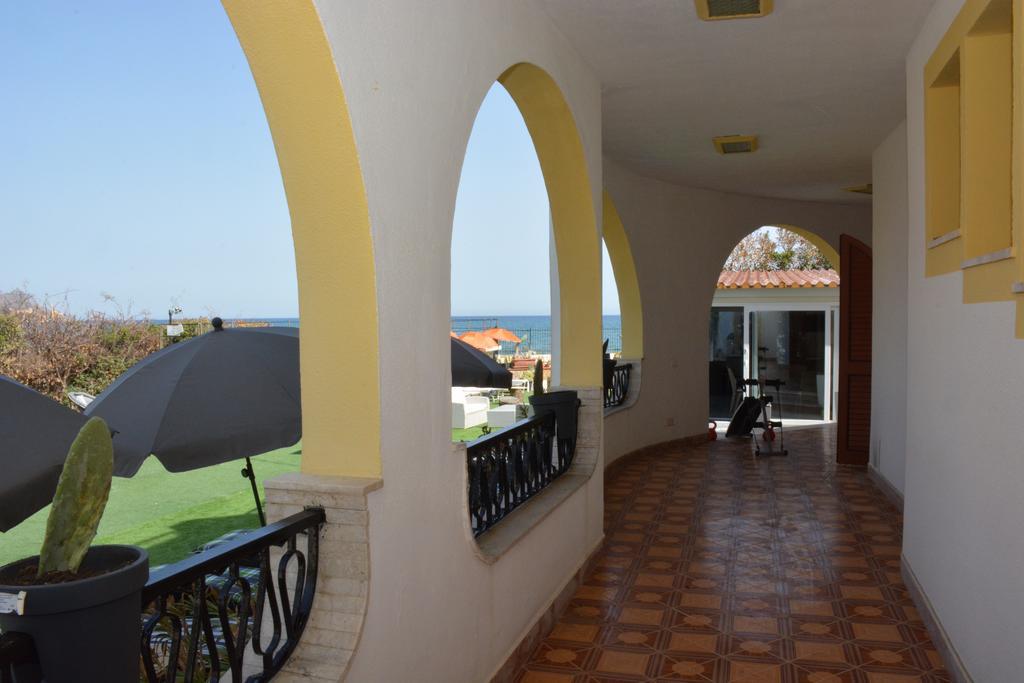 Villa Silvia Casteldaccia Exteriör bild